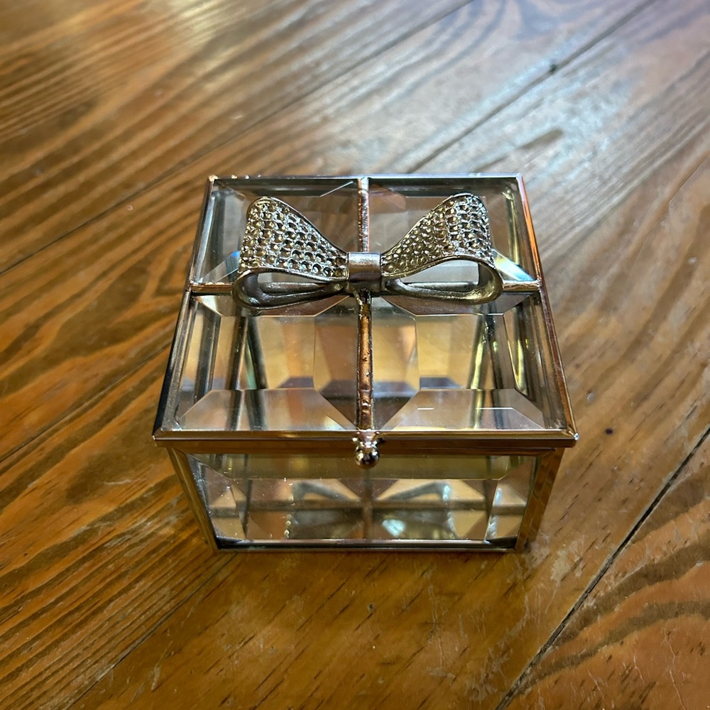 Cynthia Rowley box